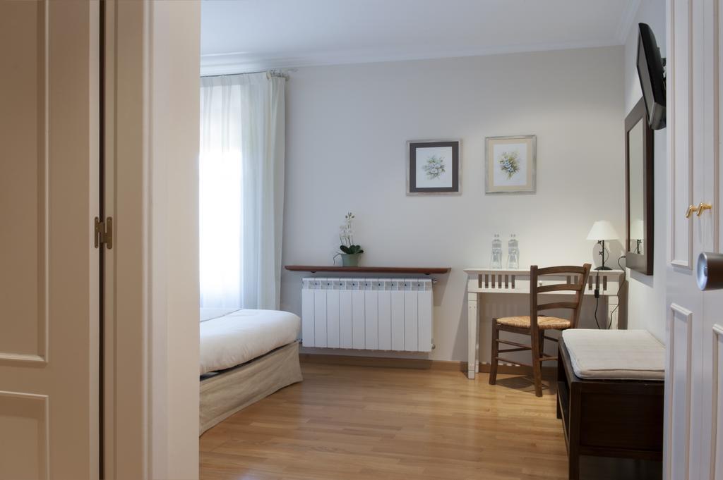 Hotel Siuranella Сиурана Стая снимка
