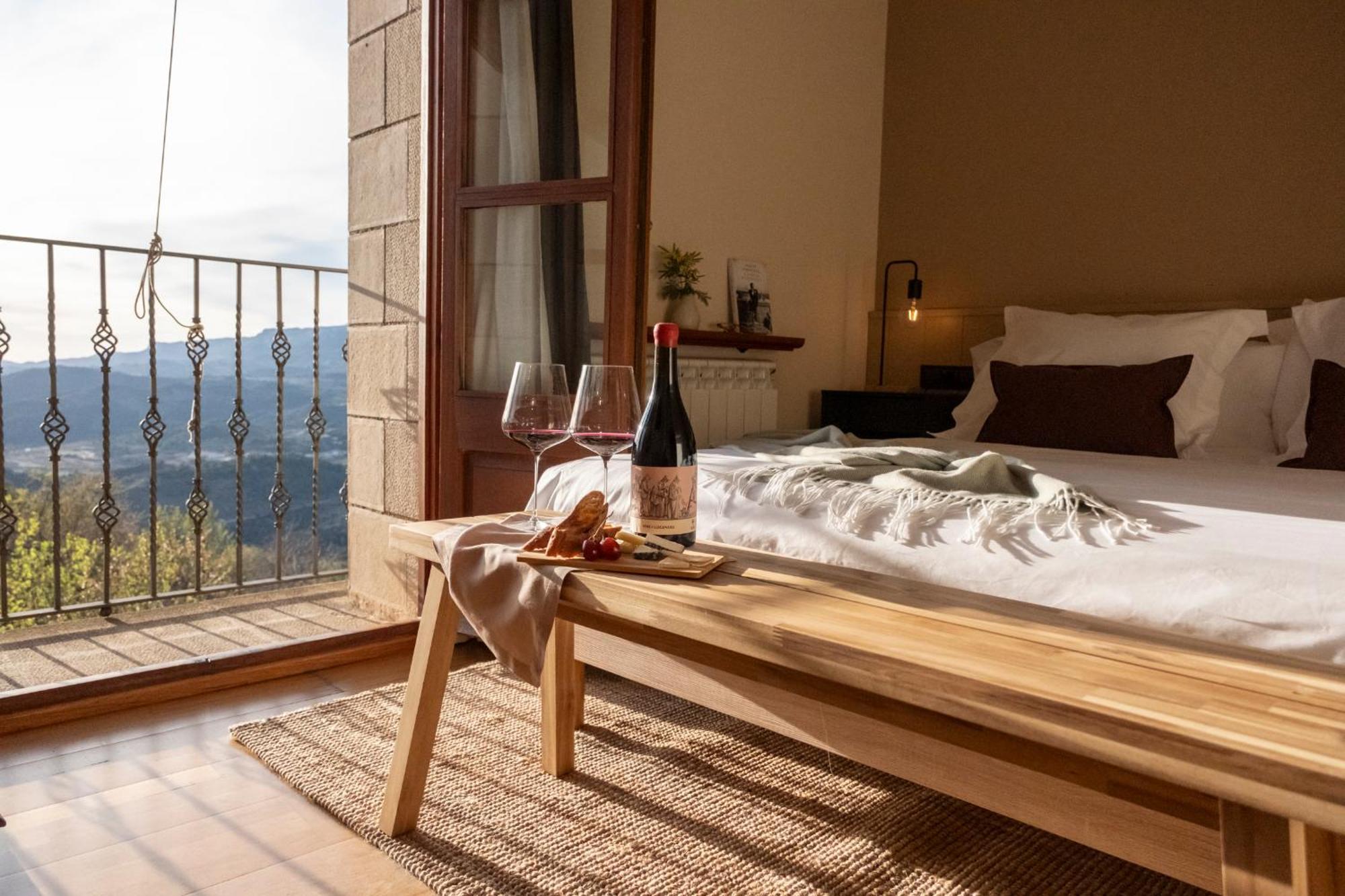 Hotel Siuranella Сиурана Екстериор снимка